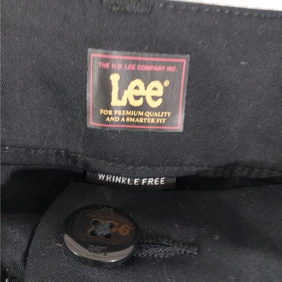 NWT! LEE! BLACK STRAIGHT LEG, MID-RISE CLASSIC WRINKLE FREE PANTS! SZ 24W - Picture 6 of 11